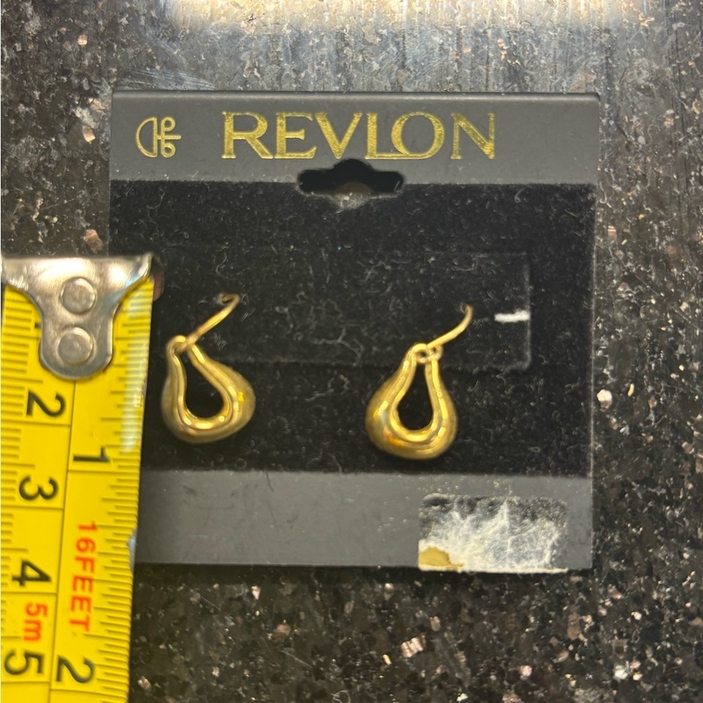 Revlon Shiny Gold Toned Teardrop Hook loop Earrings NWT - Picture 2 of 3